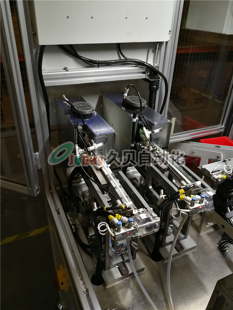 汽車連接器防水栓組裝